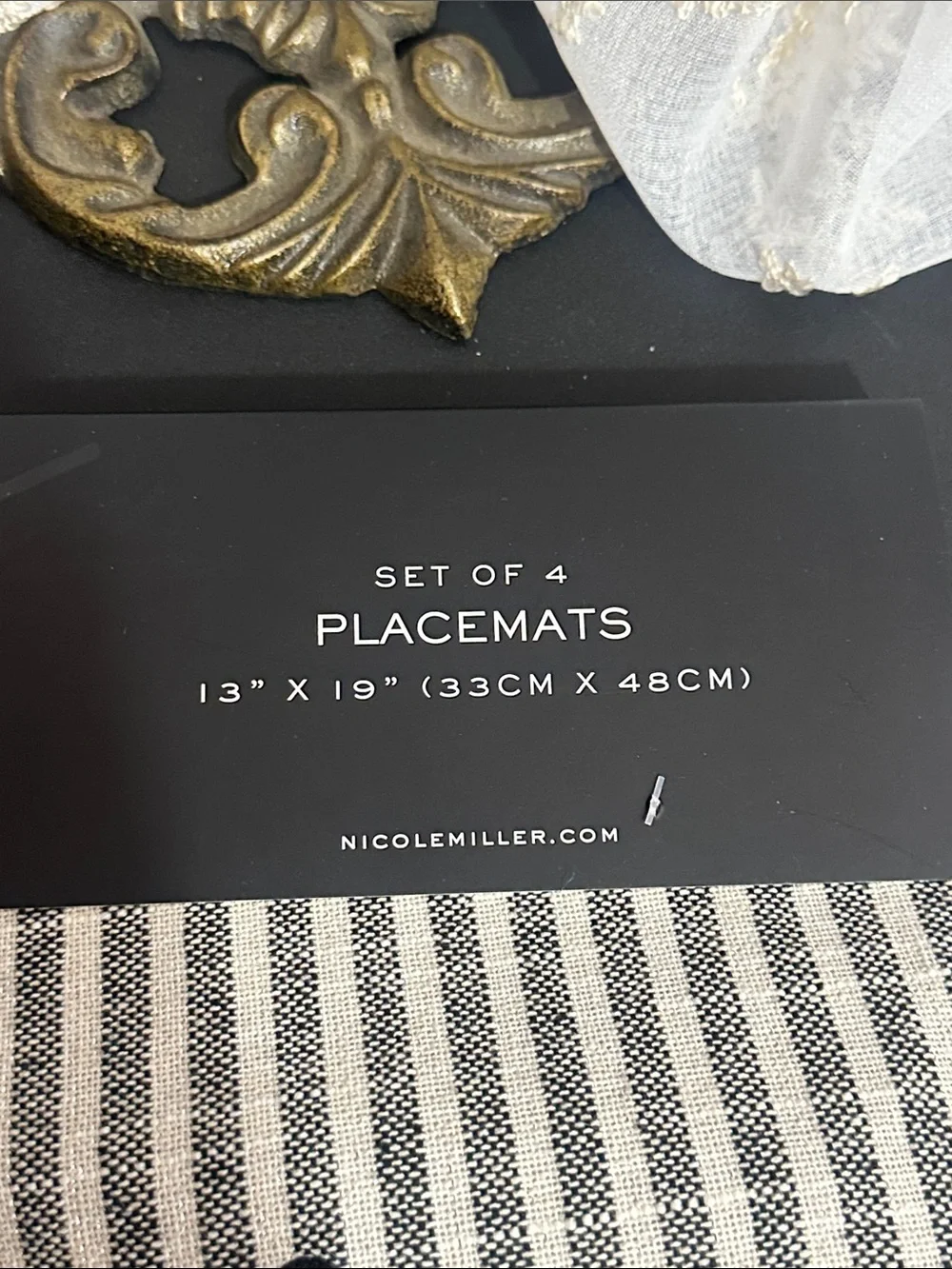 Nicole Miller Halloween cloth boo! 👻 placemats set of 4